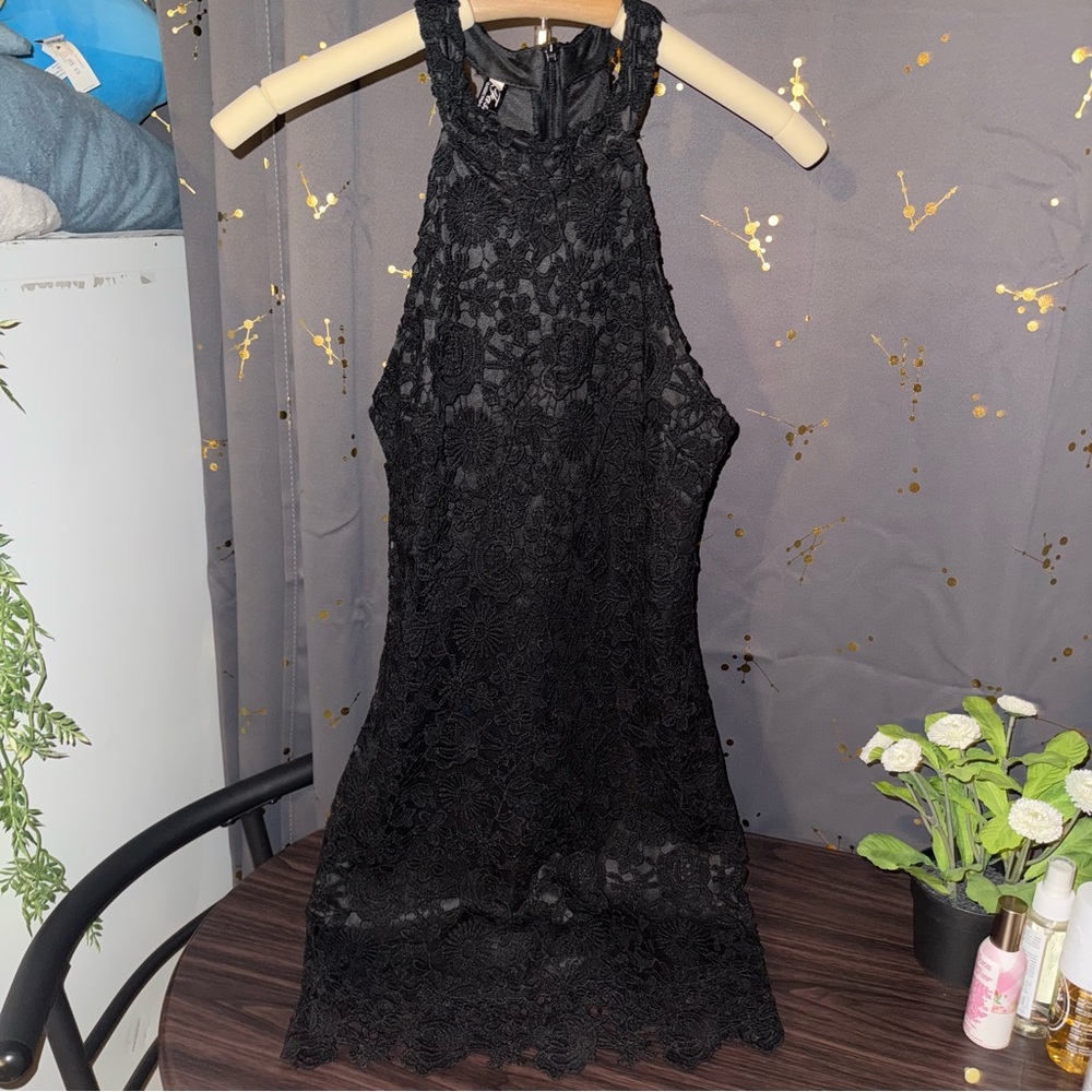 Lulus Black Sleeveless Halter Bodycon Floral Dresss